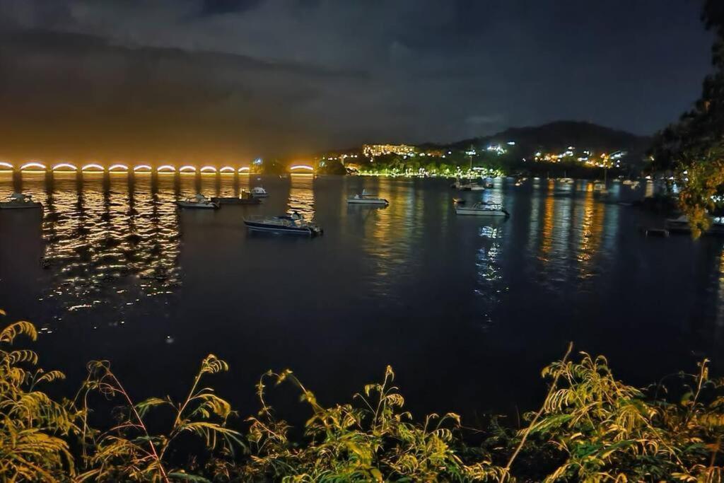 Indy'S Best Bay Frontview In Samana. المظهر الخارجي الصورة